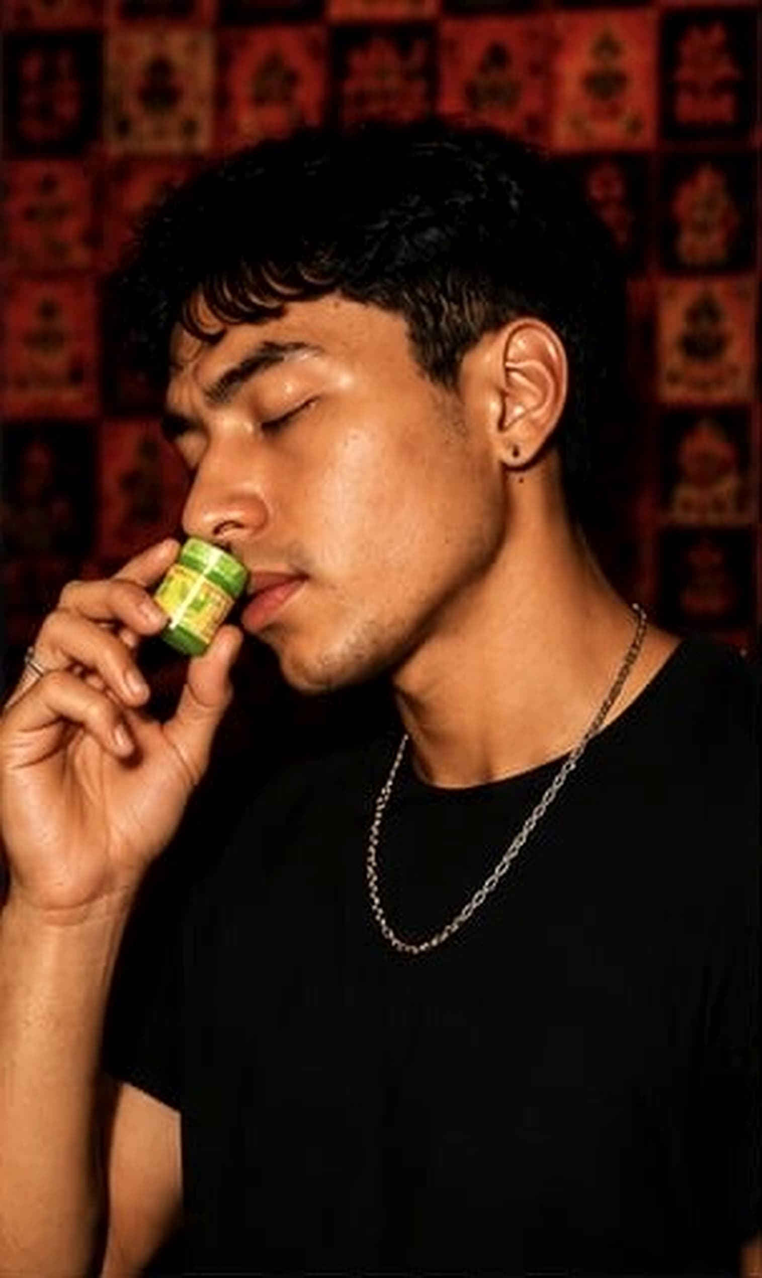 Person inhaling Hong Thai for a quick reset